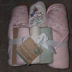 6-Piece Baby Hooded Towels & Washcloths Set  Pretty Floral Butterfly baby gift